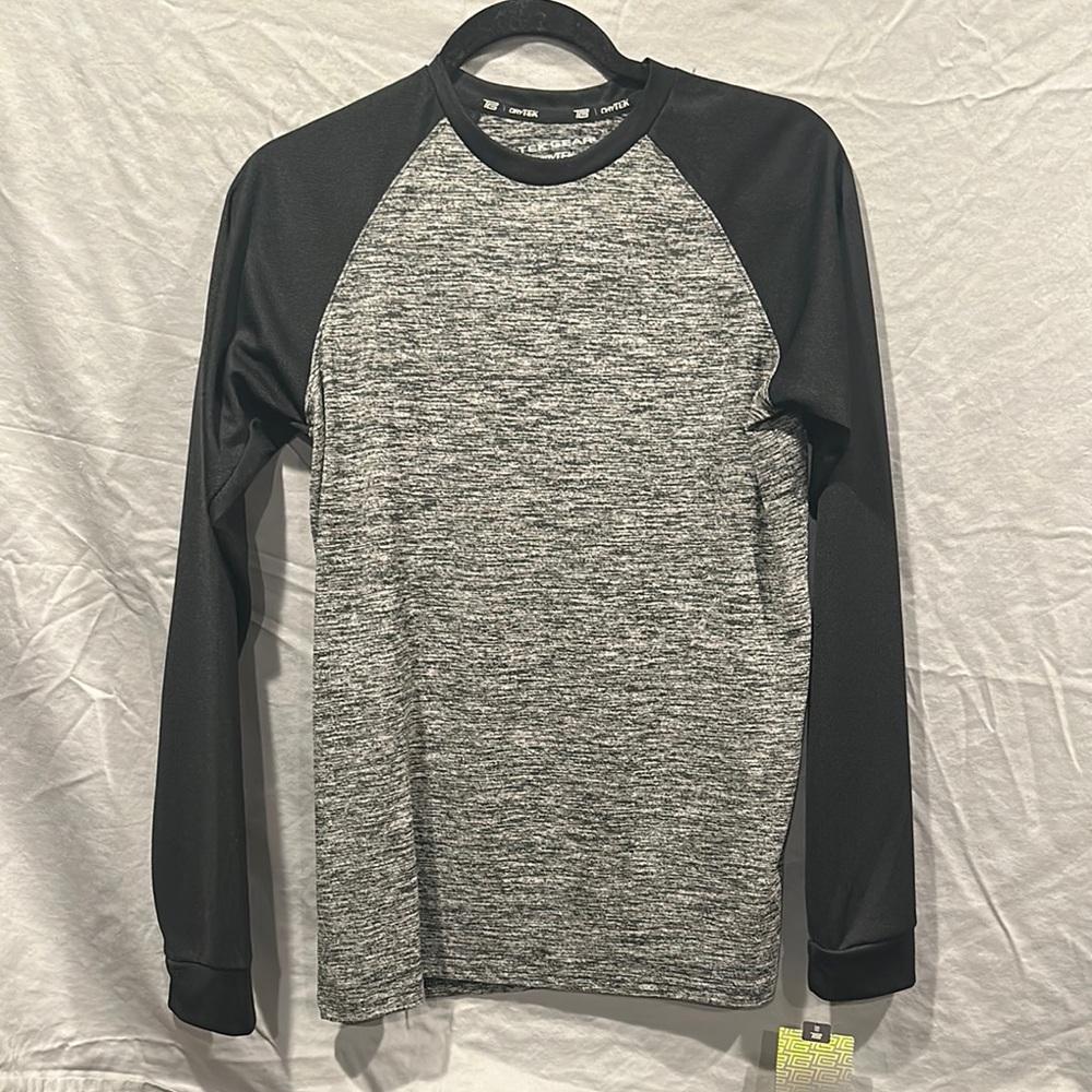 Tek Gear Black and Gray Long Sleeve Shirt